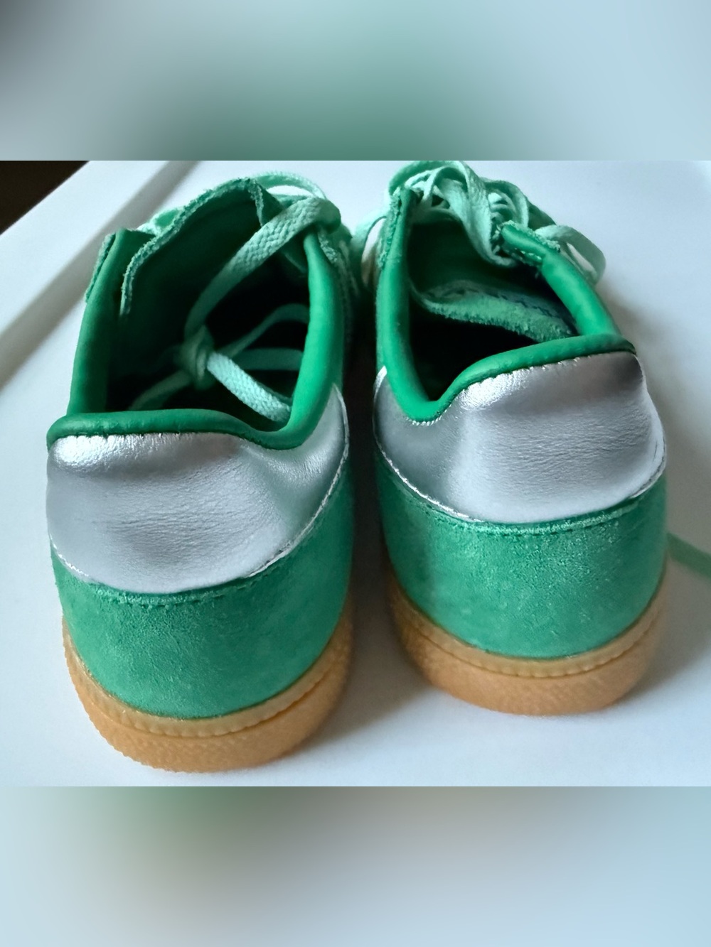 adidas Spezial Green Suede Sneakers with silver lining - Picture 3 of 4